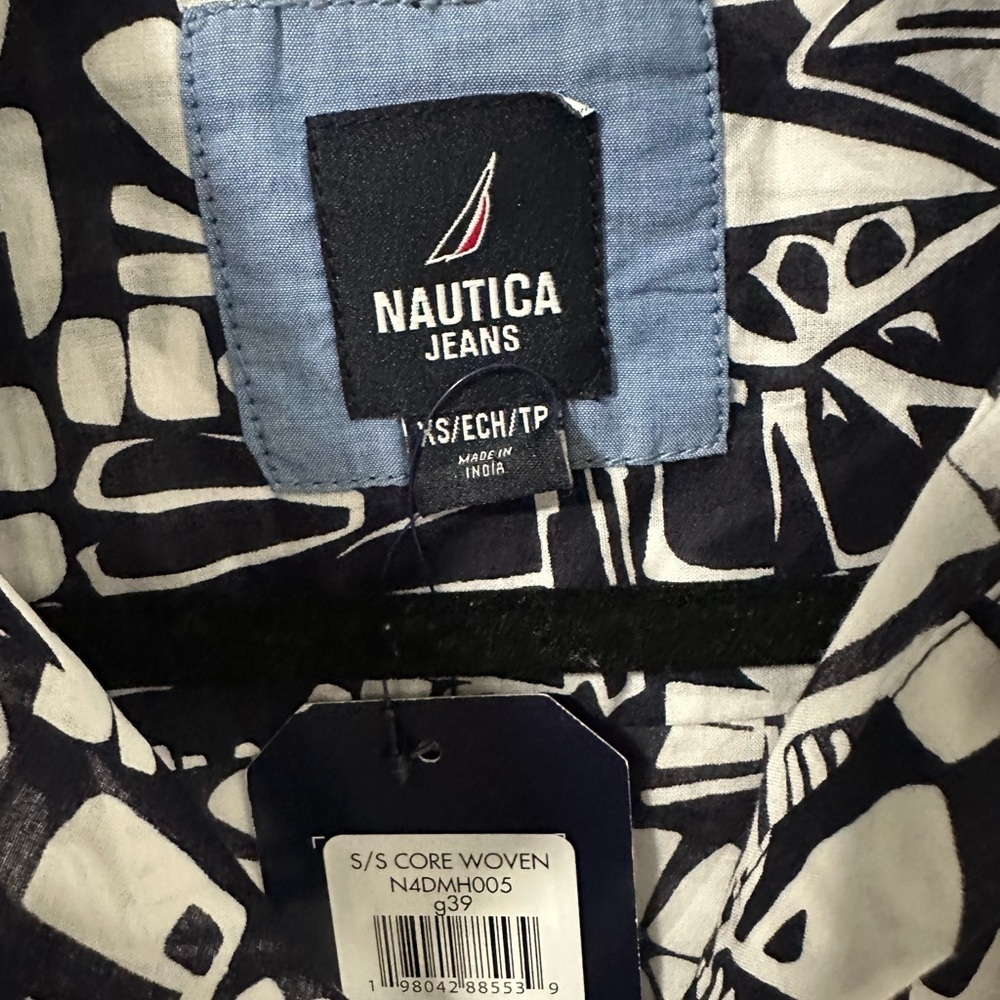Nautica Jeans Women's Tiki Blue Print Cotton Button-Front Shirt, Size XS NWT - Picture 3 of 10